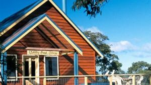Lorne Bush House Cottages  Eco Retreats - Accommodation NSW